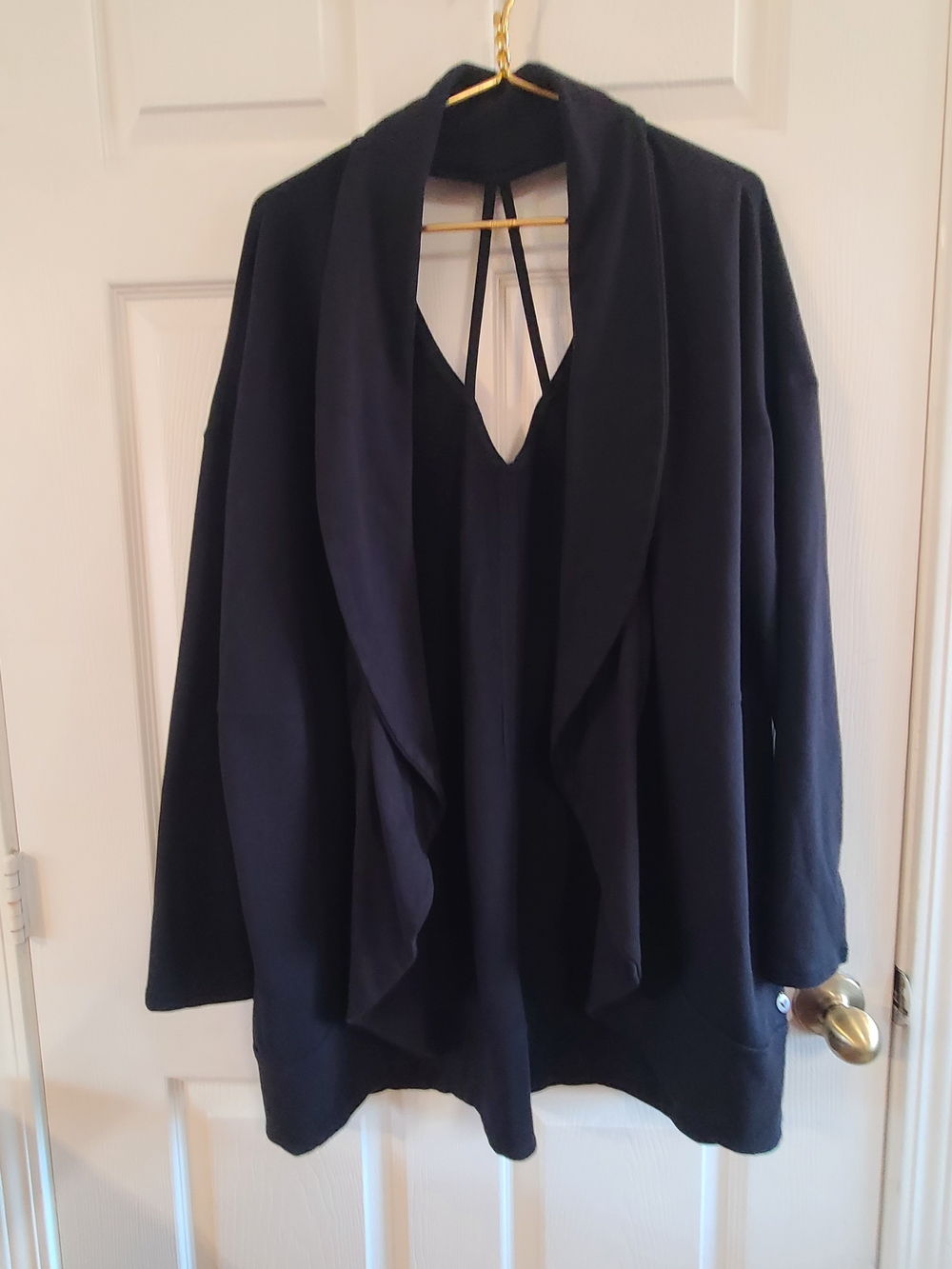 LANE BRYANT 26/28 BLACK SUPER SOFT LIVI ACTIVE CARDIGAN OPEN FRONT TOP